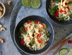 frisse-ramen-soep-bovenkant-chickslovefood