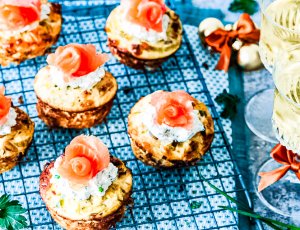 Mini muffins met gerookte zalm