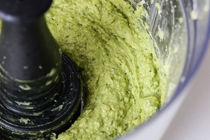 Penne met avocadopesto