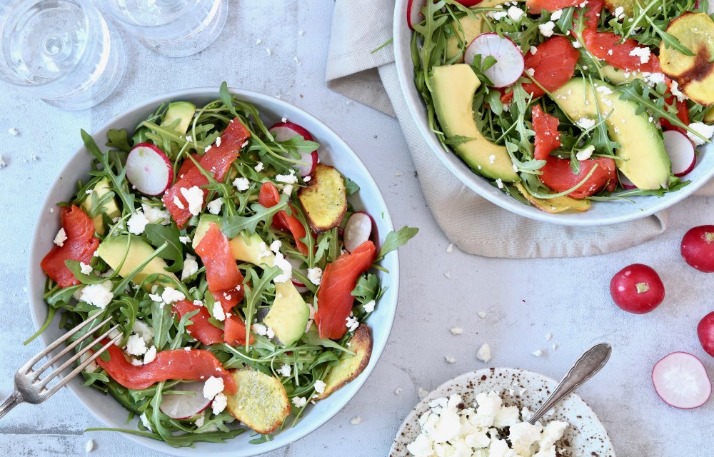 https://staging.chickslovefood.com/app/uploads/2019/02/eindfoto-1-zalmsalade-clf.jpeg