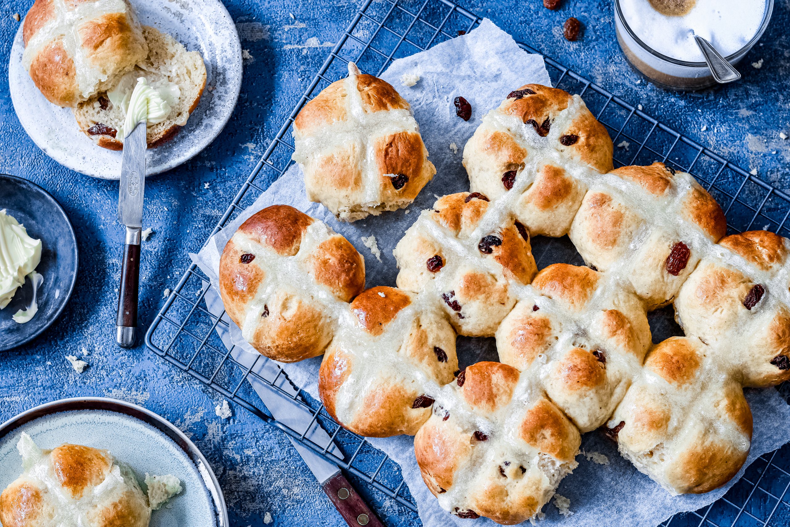 hot cross buns