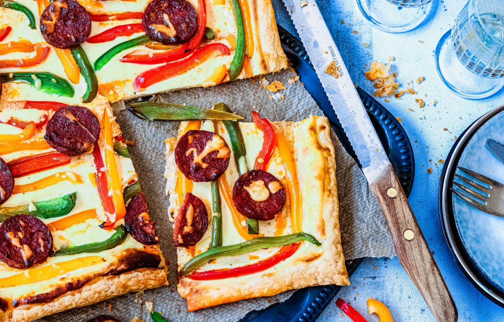 Plaattaart met chorizo