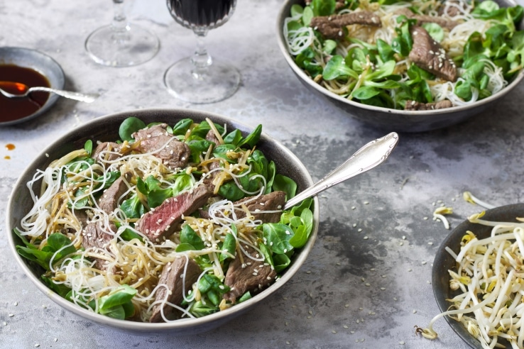 Aziatische biefstuksalade