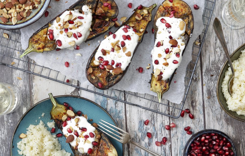 Pittige aubergines van de barbecue