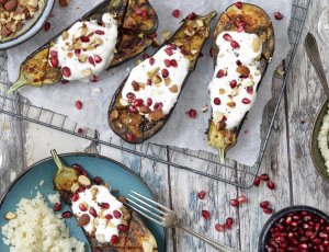 Pittige aubergines van de barbecue