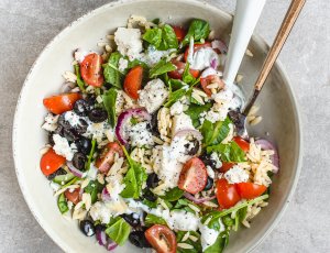 Griekse orzosalade