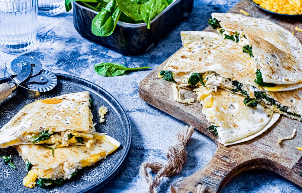 quesadilla's met pulled chicken