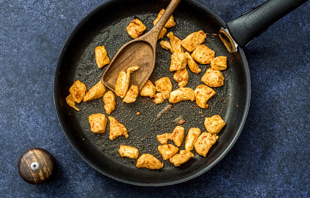 udon noedels met harissa kip