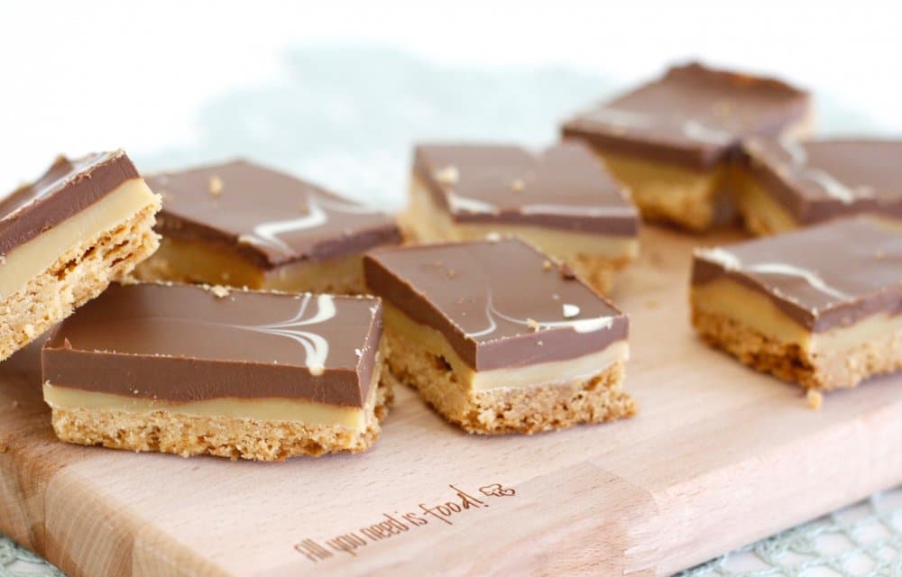 sinenr sunday: caramel shortbread