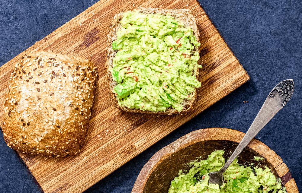 notenburger met avocadospread