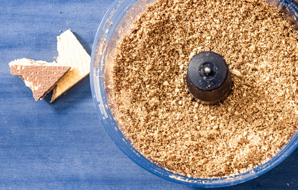 kinder bueno cheesecake