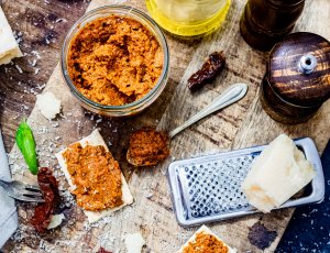 Rode pesto zelf maken