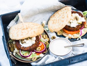 Grieks broodje hamburger