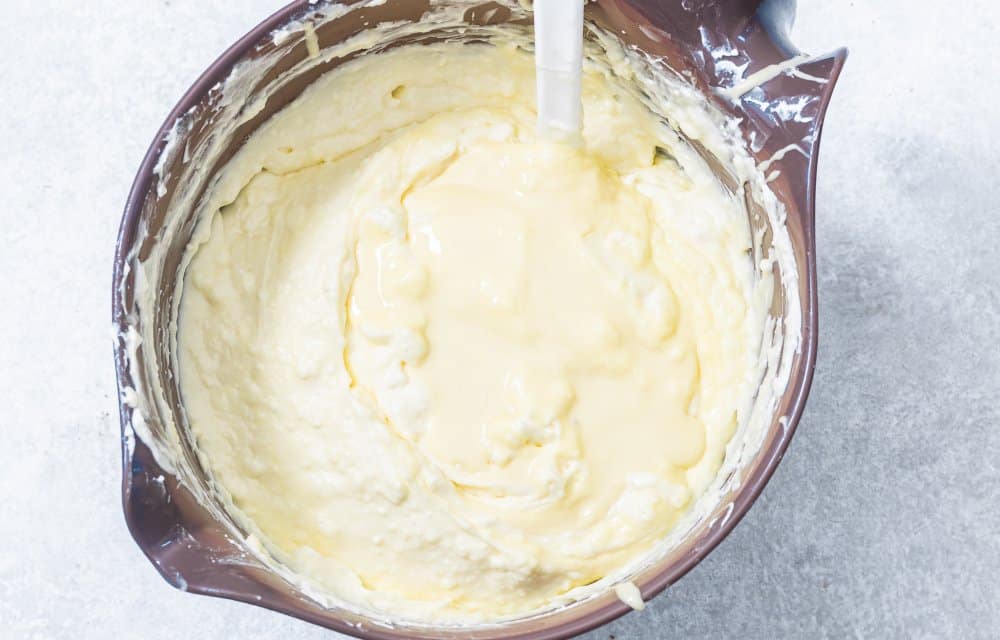 Witte chocolade cheesecake met mango