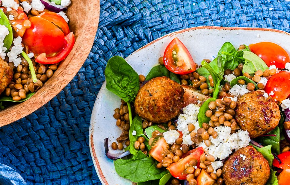 linzensalade met falafel