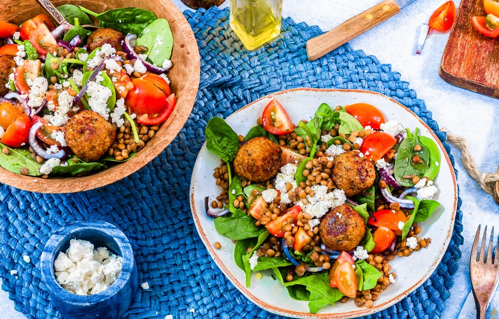 Linzensalade met falafel
