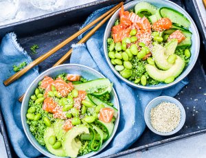 pokébowl met broccolirijst