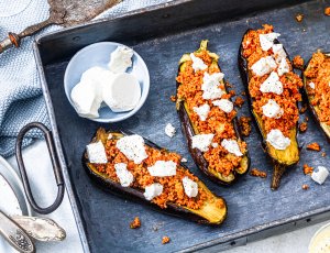 Gevulde aubergine met vega gehakt