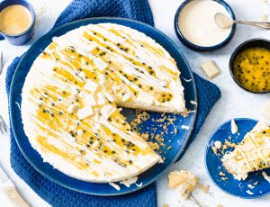 witte chocolade kwarktaart met passievrucht