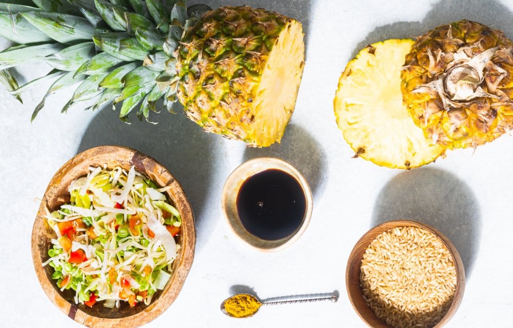 Gebakken rijst met ananas