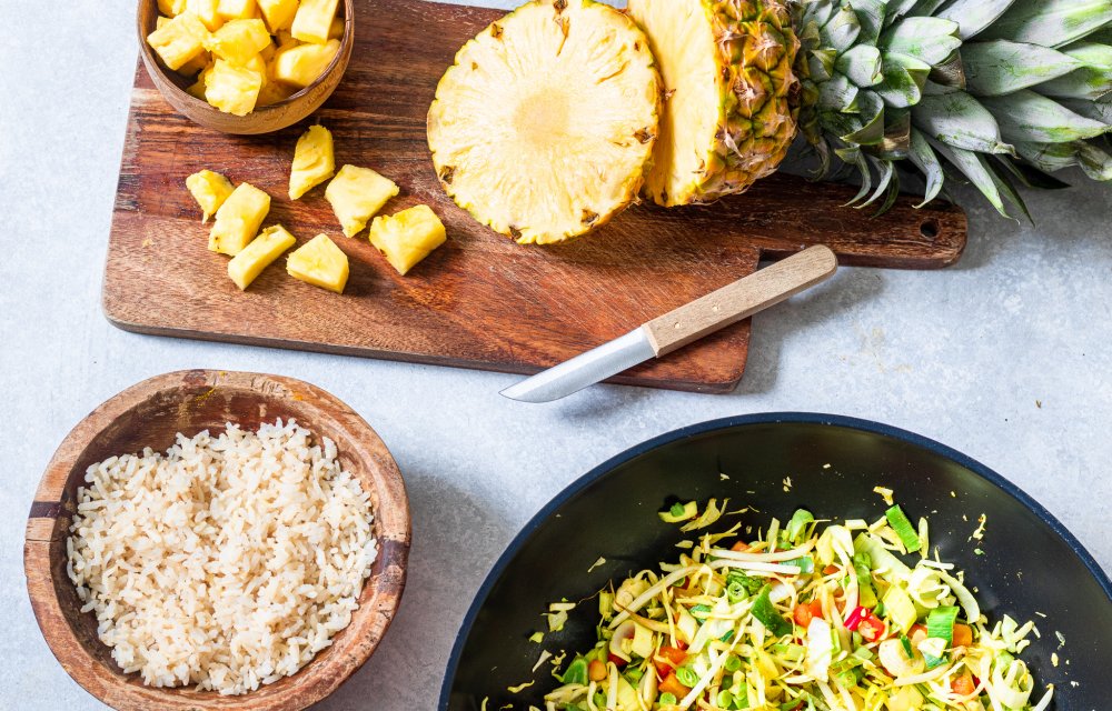 Gebakken rijst met ananas