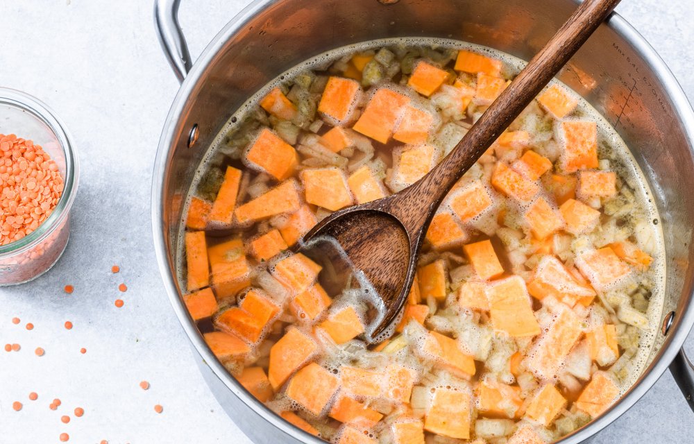 linzensoep met zoete aardappel