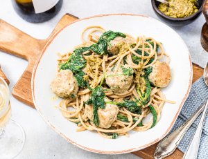 Spaghetti met kipgehaktballetjes