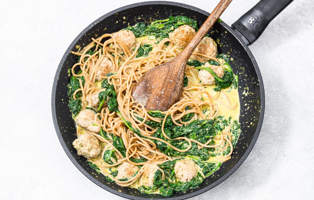 Spaghetti met kipgehaktballetjes