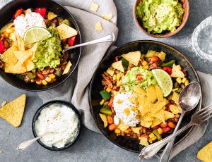 Chili con carne met guacamole