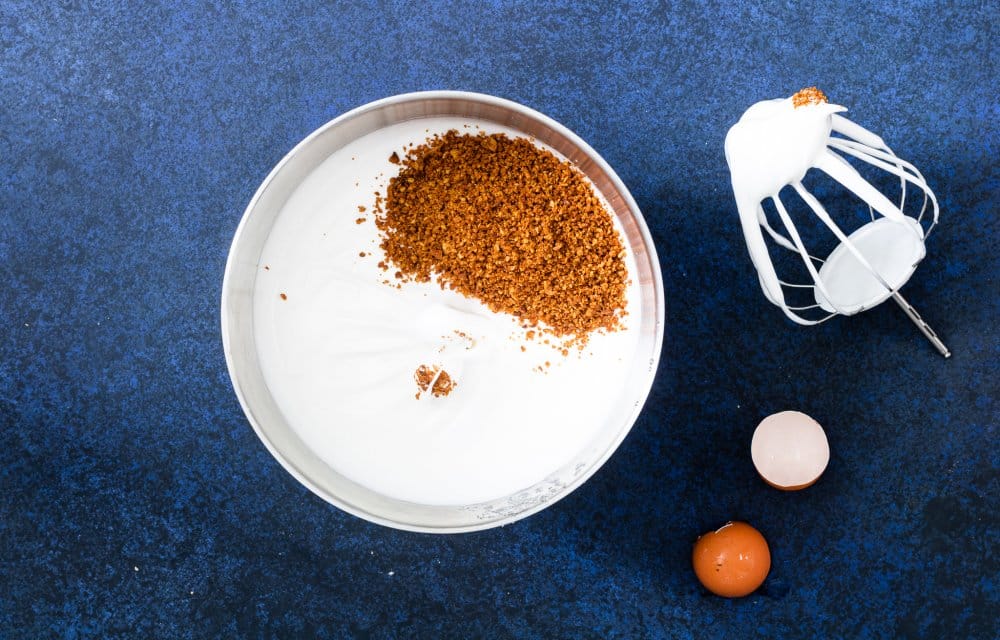 Hazelnootschuimtaart