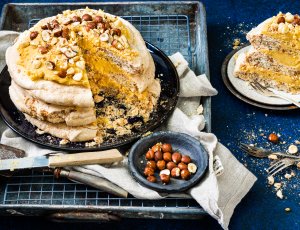 Hazelnootschuimtaart