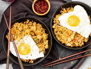 Nasi van bloemkoolrijst