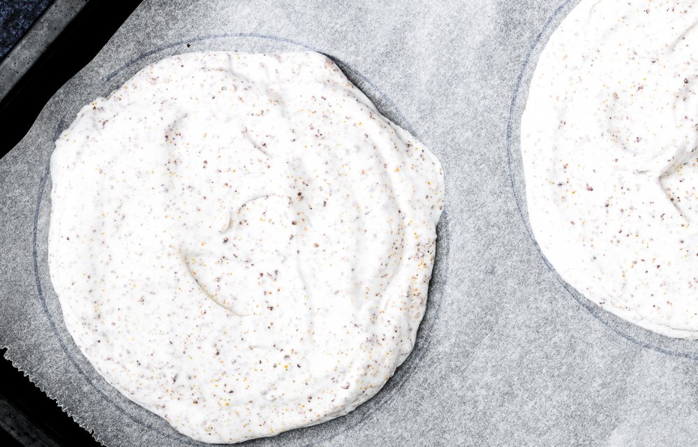 Eton mess met frambozen en pistachenoten