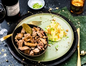 Boeuf bourguignon met aardappelpuree