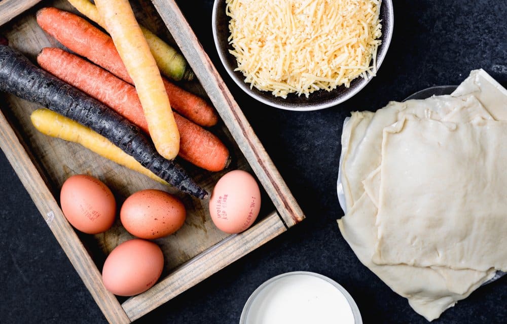 Kleurrijke wortelquiche