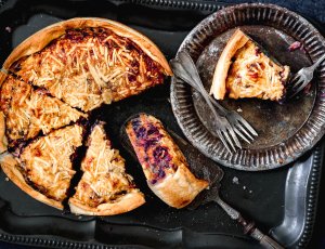 Kleurrijke wortelquiche