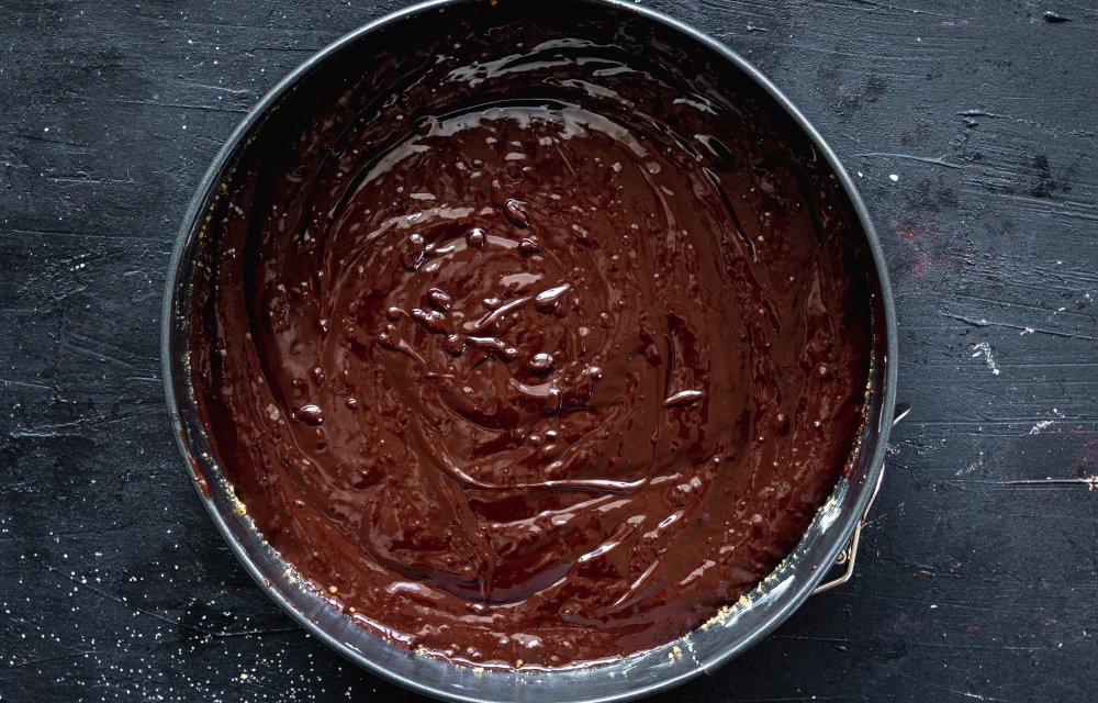 Chocoladetaart met gekarameliseerde banaan