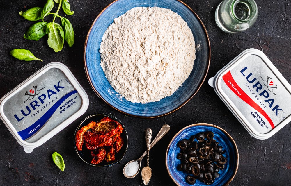 Makkelijk zelfgemaakt brood uit de pan-ingredienten