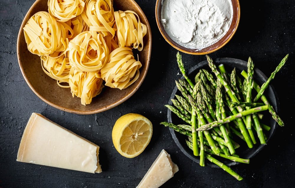 Romige pasta met groene asperges