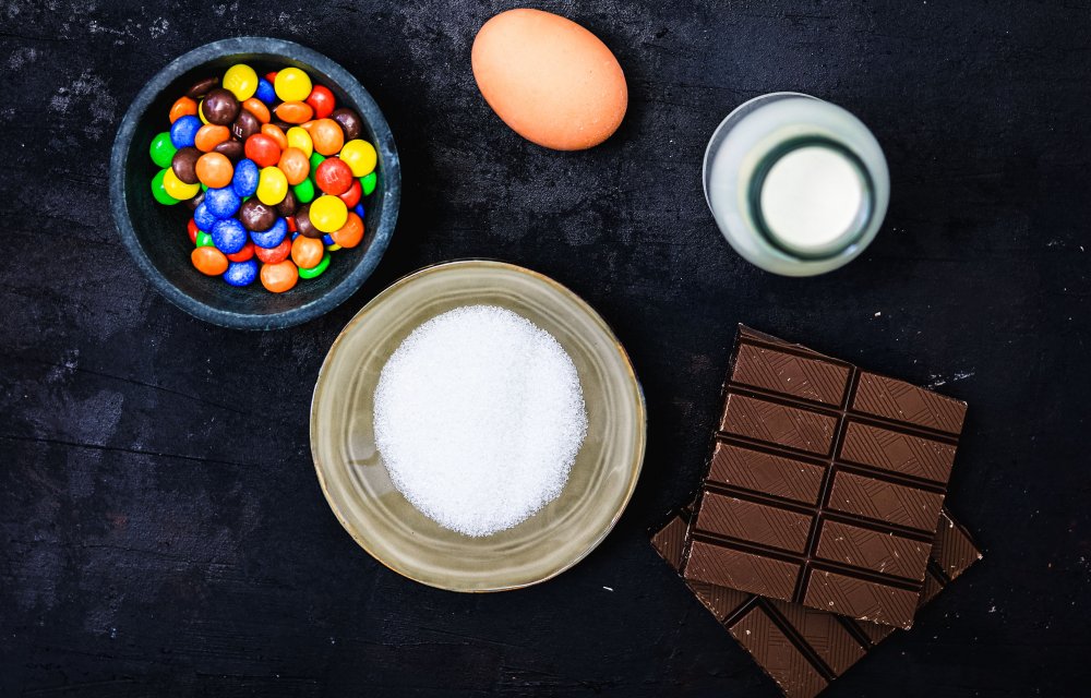 Simpele chocolademousse met M&M's