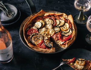 3x lenterecepten met rosetips-ratatouille