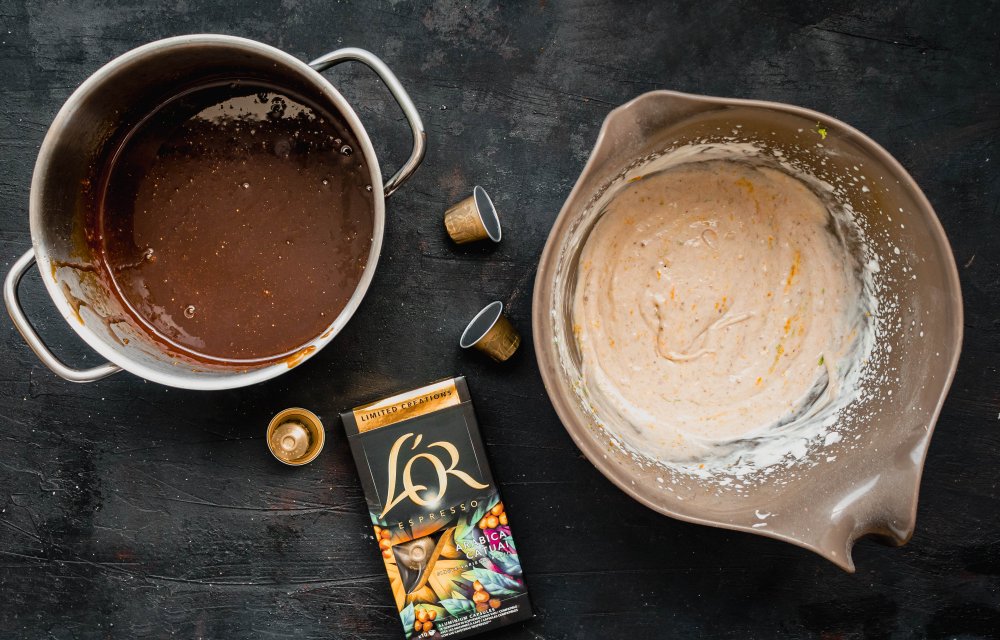 Bladerdeegtaartje met koffie-karamel en bananenroom-3