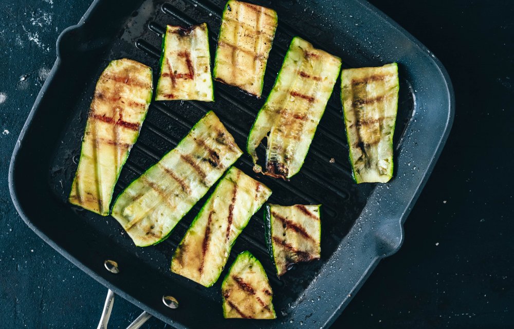 Gezondere quiche van filodeeg met gegrilde courgette