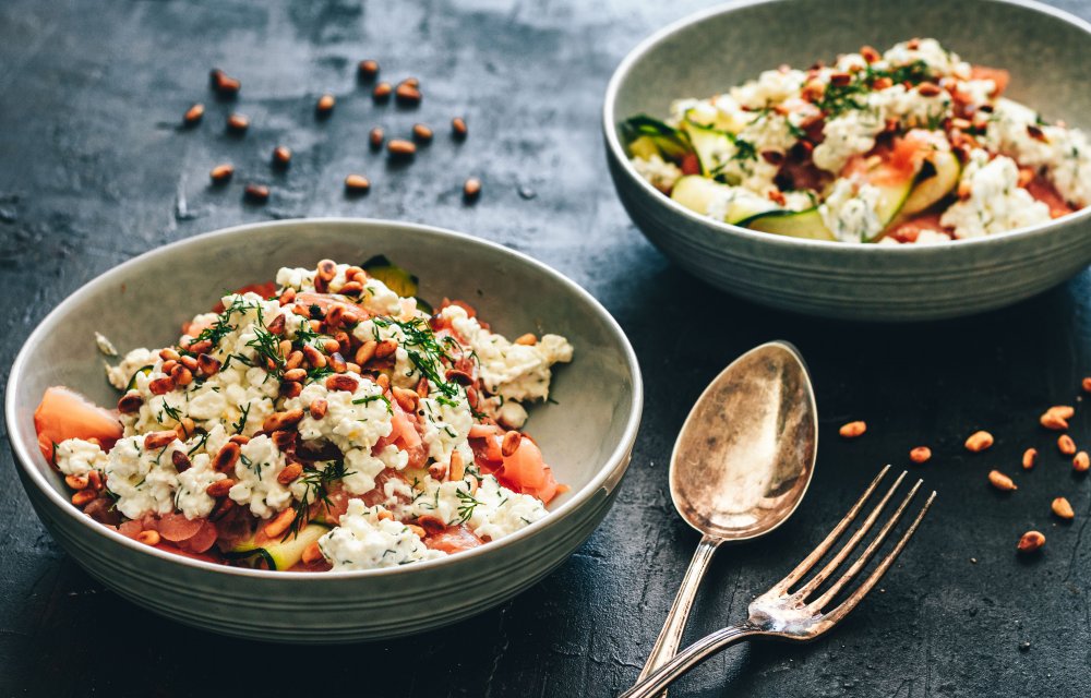 Courgettesalade met gerookte zalm en citroen