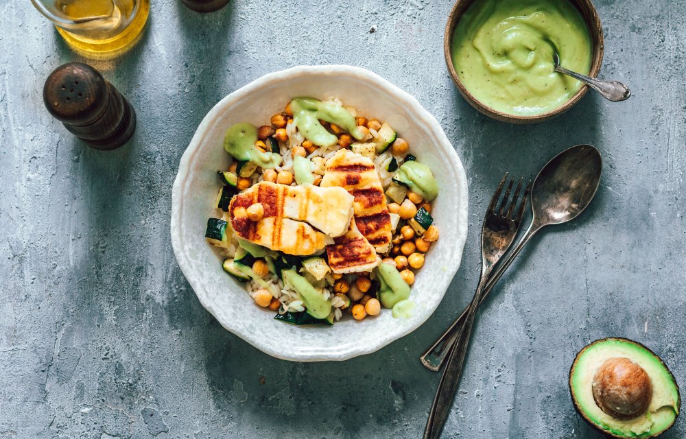 Orzobowl met halloumi