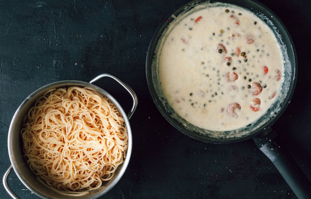 Spaghetti met romige knoflookgarnalen