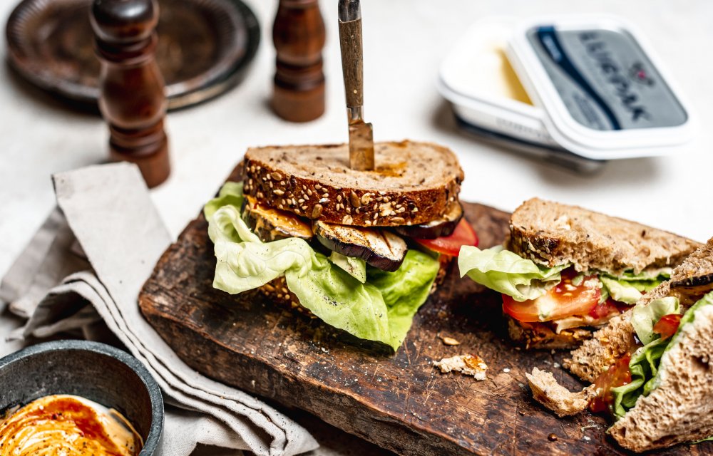 Gezonde vega BLT-sandwich