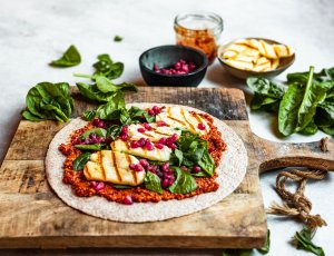 Muhammara-halloumiwraps met 5 ingrediënten