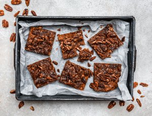Pecan pie bars