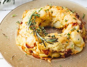 Aardappelgratin tulband met 5 ingrediënten